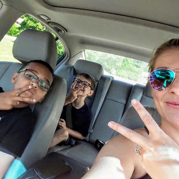 Meet your Posher, Rachel - Picture 7 of 8